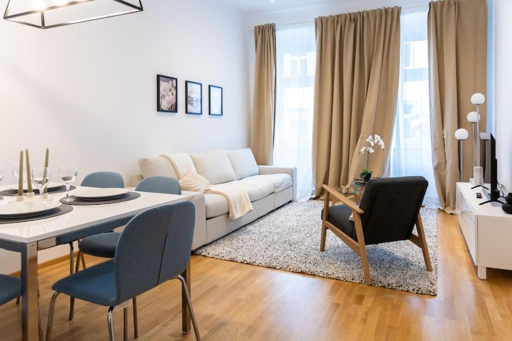 Orestaliving - Danube Canal Apartamento *
