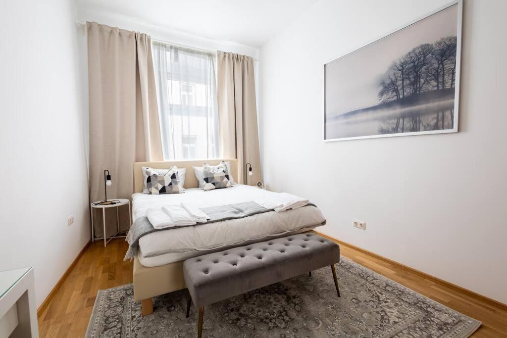 Orestaliving - Danube Canal Apartamento